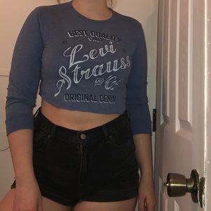 Levi’s Cropped Long Sleeve